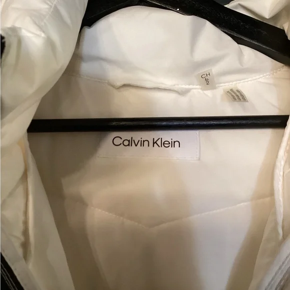 Calvin Klein Women's white Puffer Jacket small - Picture 2 of 6